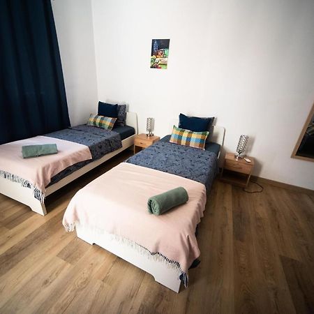 By Port Vell Rooms برشلونة المظهر الخارجي الصورة