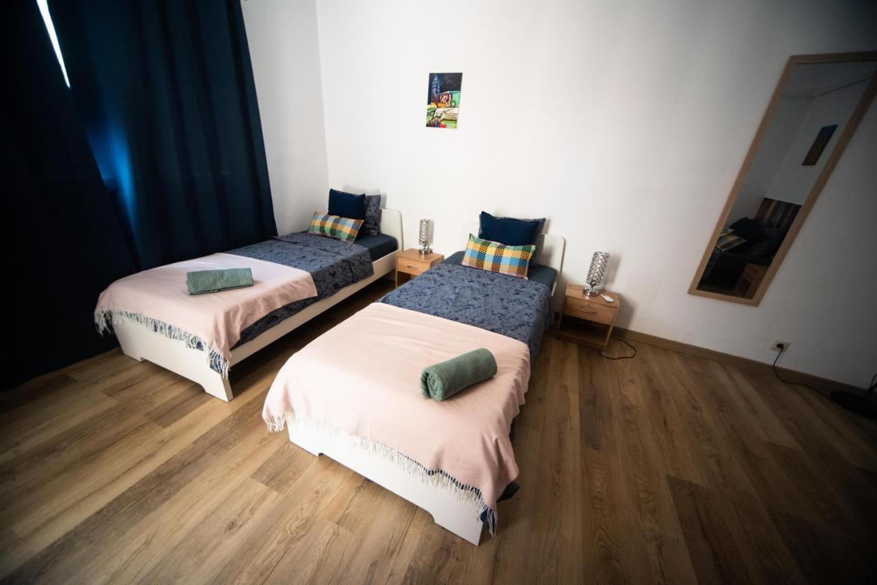 By Port Vell Rooms برشلونة المظهر الخارجي الصورة