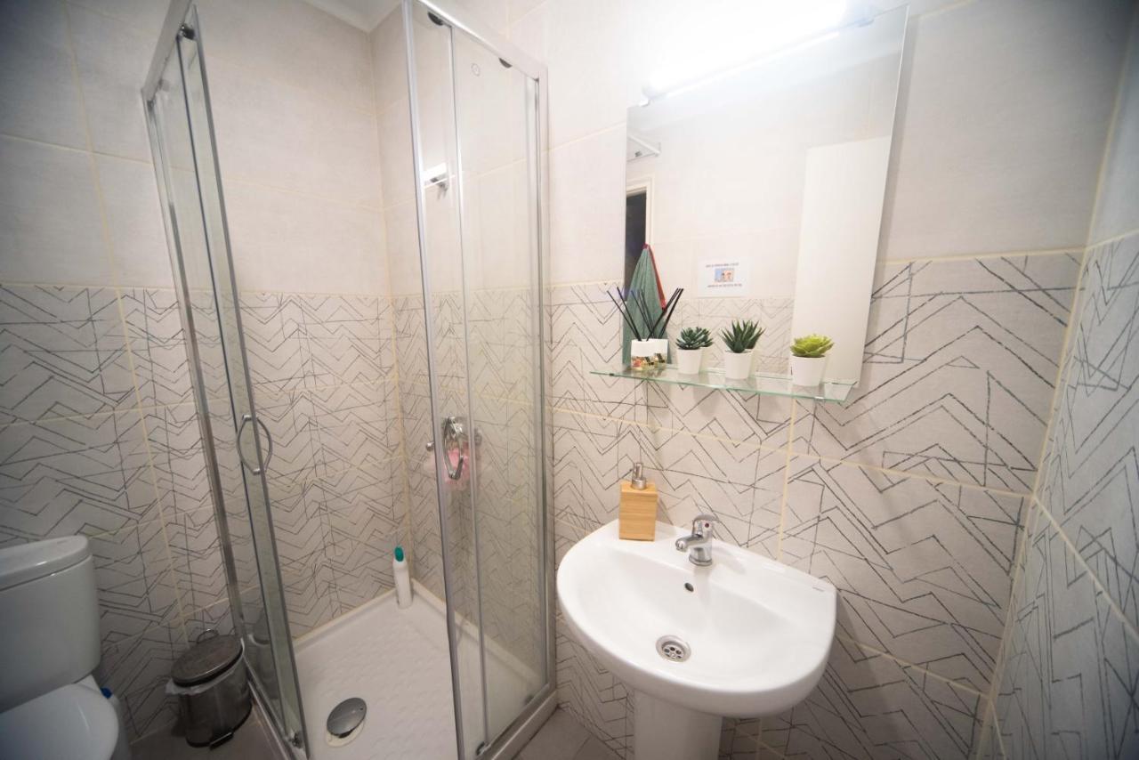 By Port Vell Rooms برشلونة المظهر الخارجي الصورة